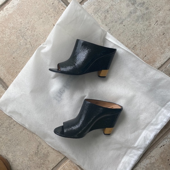 Vince Camuto Shoes - Signature by Vince Camuto Peep-Toe Leather Mules